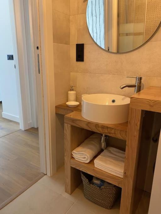Precioso Apartamento Con Terraza Y Piscina En Portonovo-Sanxenxo 외부 사진